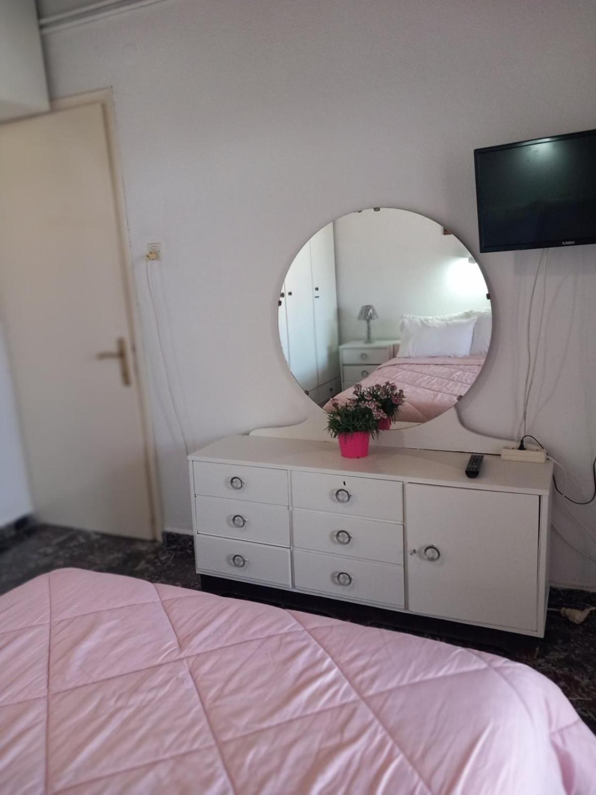 Katerinas Apartmens 斯基亚索斯镇 外观 照片