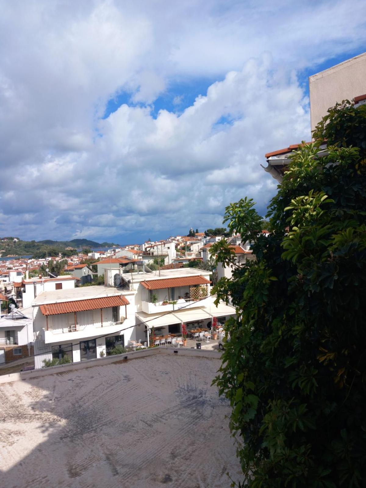 Katerinas Apartmens 斯基亚索斯镇 外观 照片