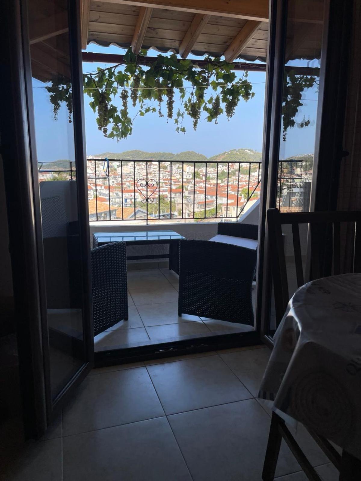 Katerinas Apartmens 斯基亚索斯镇 外观 照片
